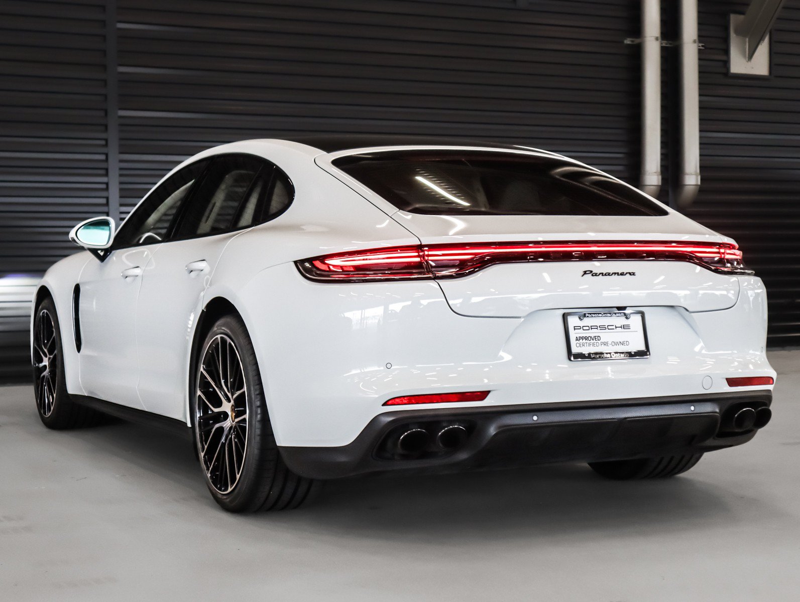 Certified 2023 Porsche Panamera Platinum Edition RWD image 3