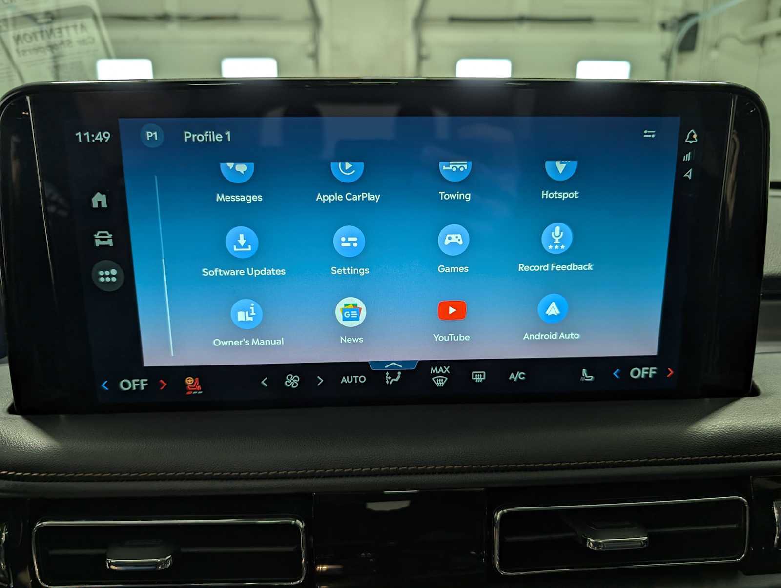 Certified 2025 Lincoln Aviator AWD w/ Jet Appearance Package image 31