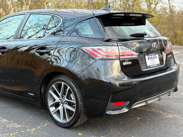 Used 2017 Lexus CT 200h image 11
