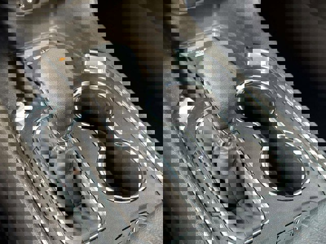 Used 2023 Chevrolet Traverse LT image 23