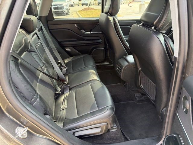 Used 2020 Lincoln Corsair Reserve w/ Equipment Group 201A image 24