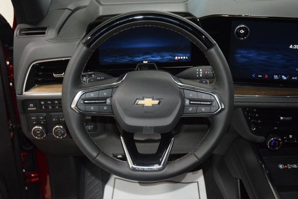 New 2026 Chevrolet Suburban High Country AWD/4WD image 36