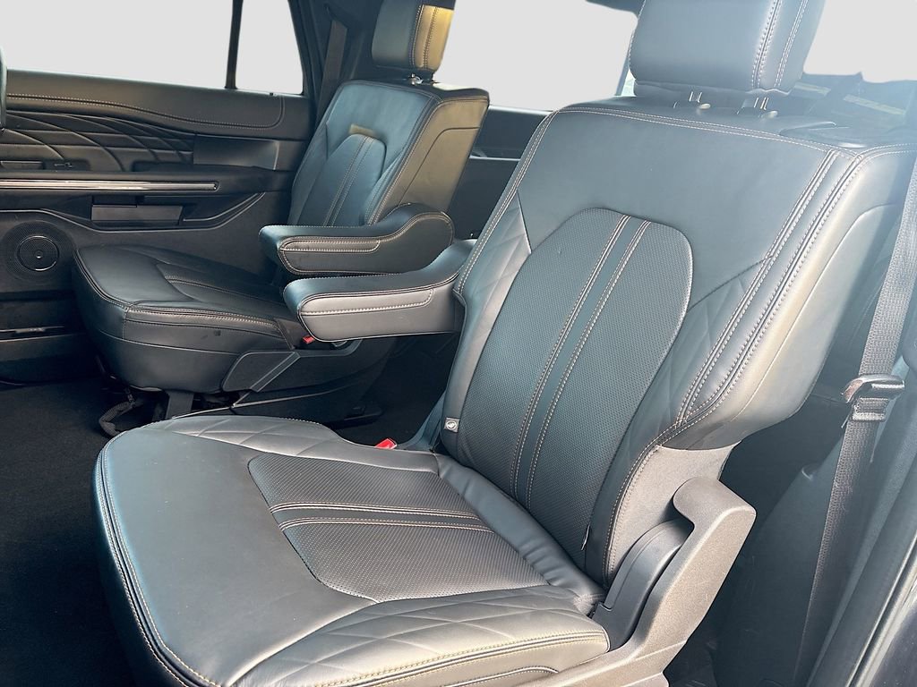 Used 2024 Ford Expedition Max Platinum image 26