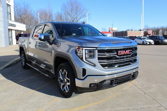 Used 2023 GMC Sierra 1500 SLT image 8
