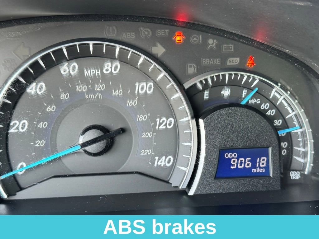 Used 2014 Toyota Camry XLE image 27