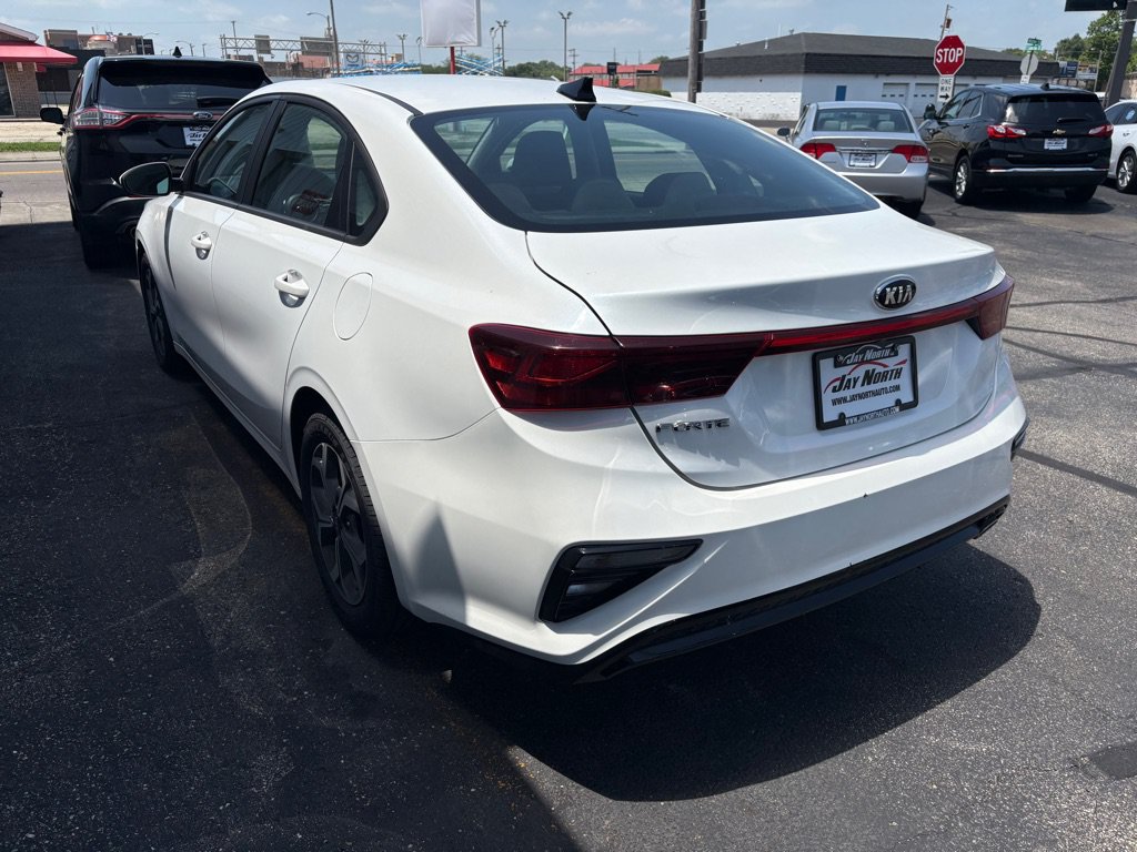 Used 2021 Kia Forte LXS FWD image 5
