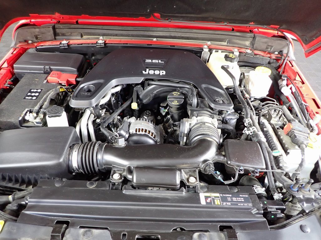 Used 2020 Jeep Gladiator Overland image 7