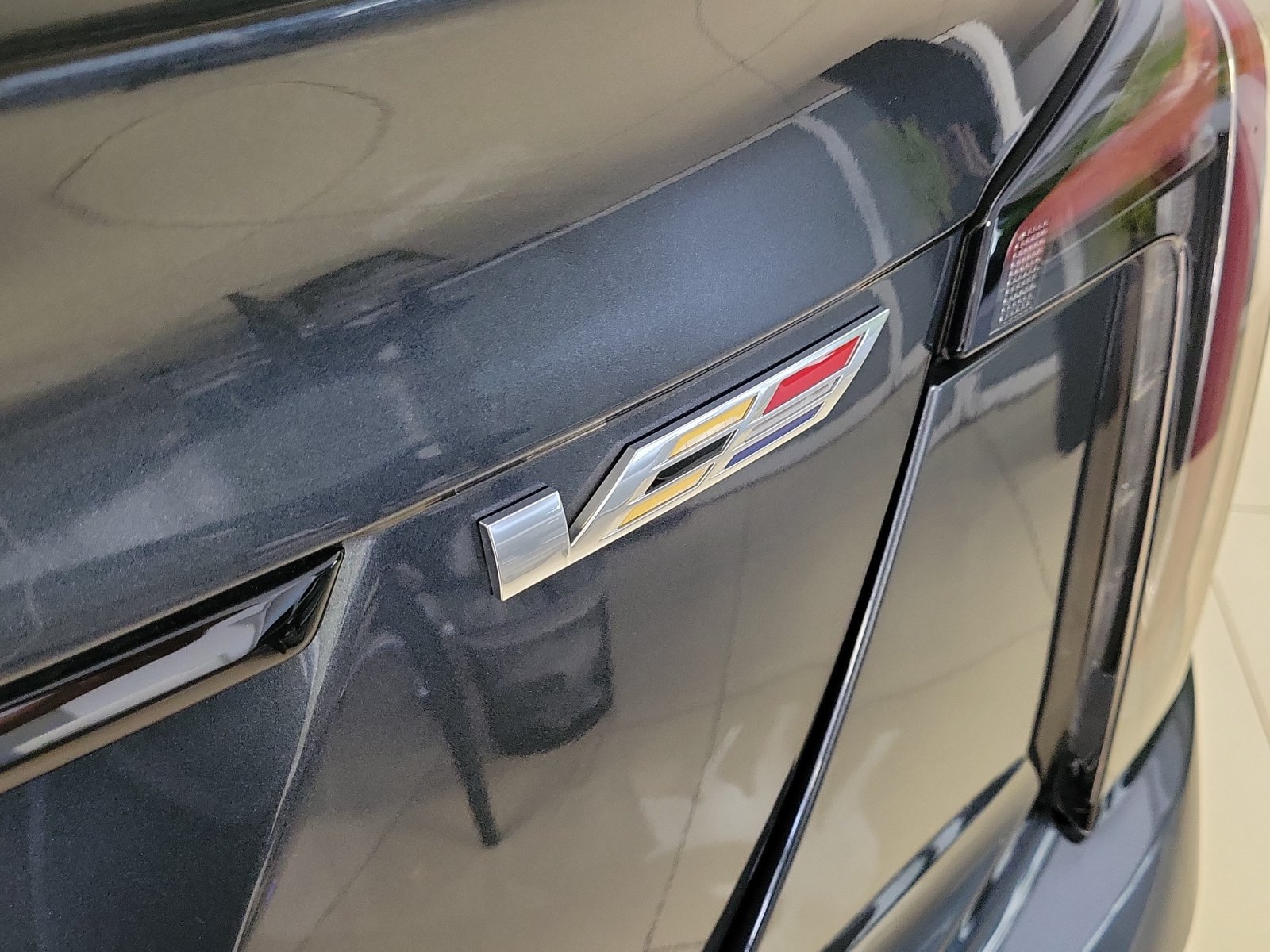 Used 2020 Cadillac CT5 V w/ Premium Package RWD image 7