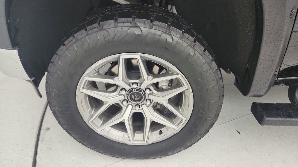 Used 2025 Chevrolet Silverado 1500 LT w/ Texas Edition Plus image 44