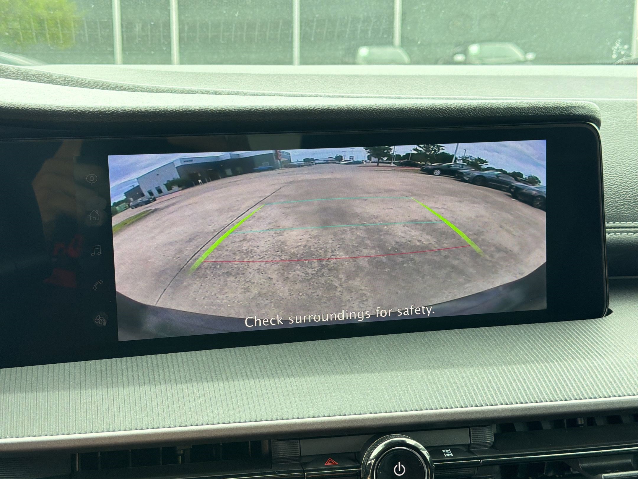 Used 2025 Nissan Murano SV FWD image 23