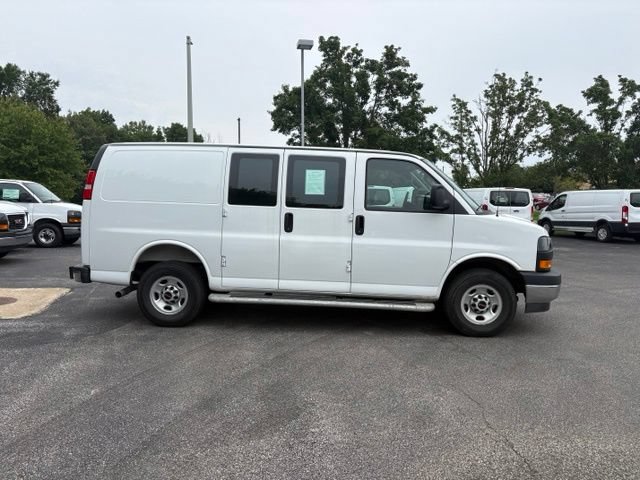 Used 2025 GMC Savana 2500 w/ Driver Convenience Package RWD image 8