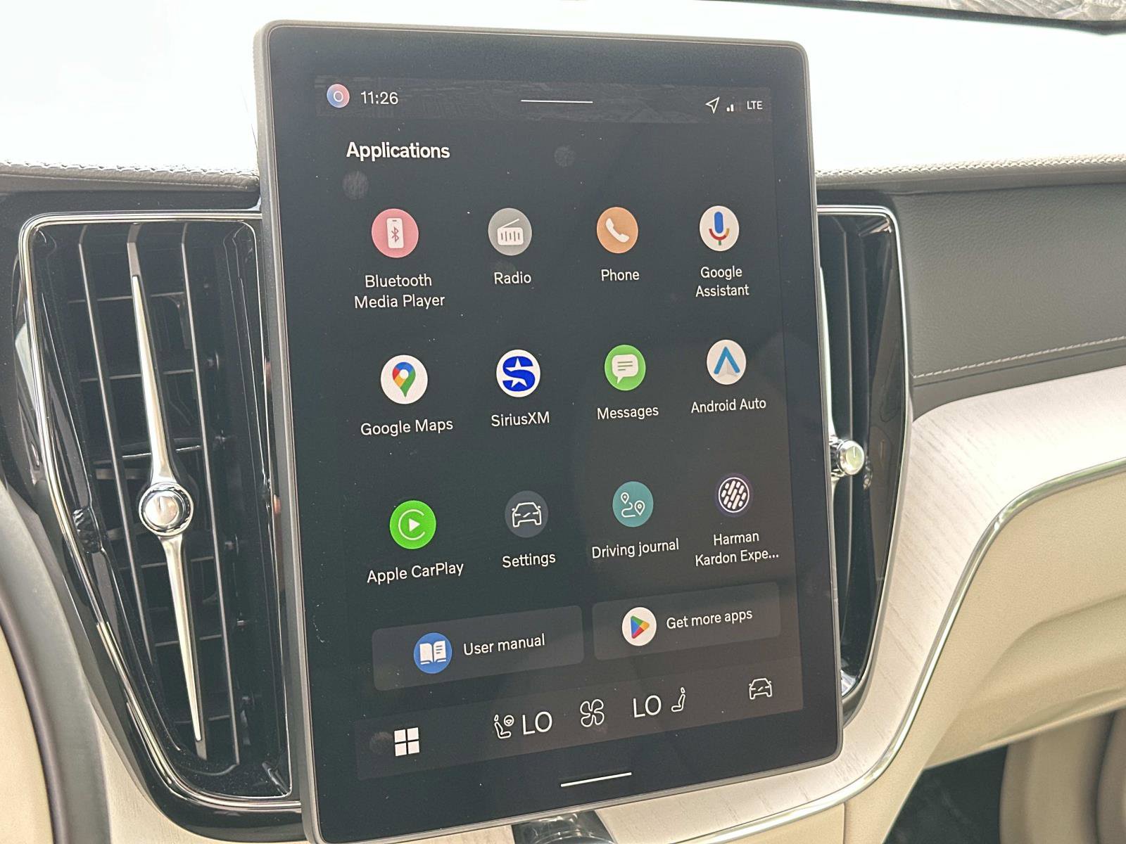 Certified 2026 Volvo XC60 B5 Ultra w/ Protection Package Premier image 11