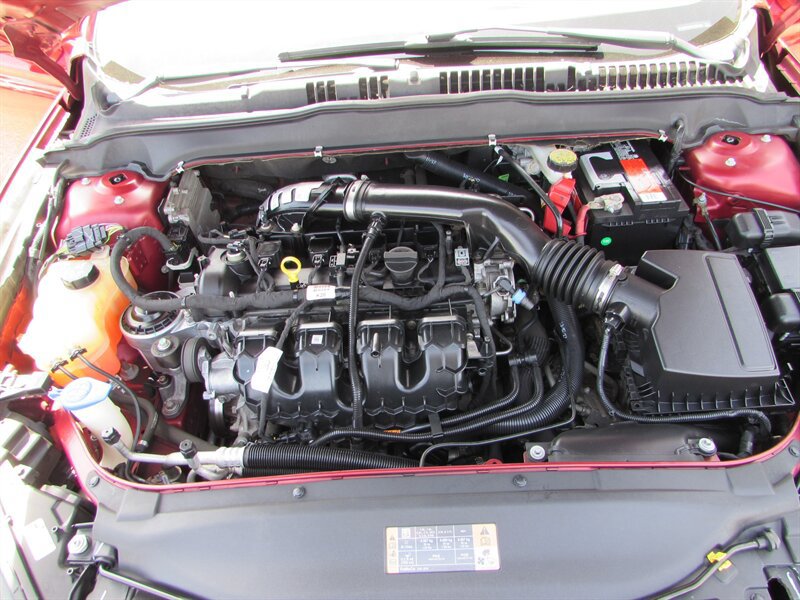 Used 2014 Ford Fusion SE FWD image 36