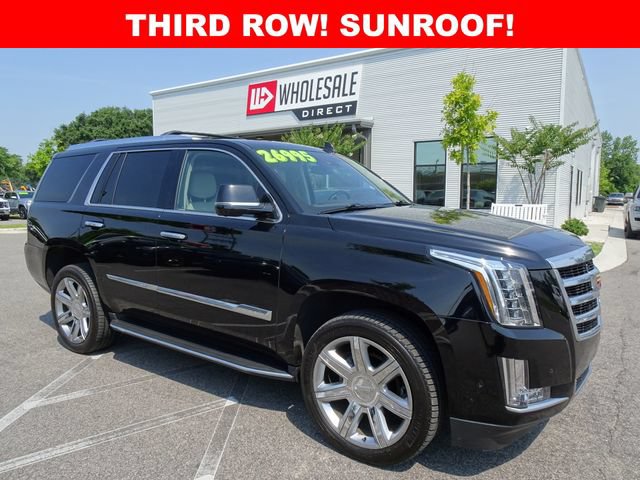 Used 2017 Cadillac Escalade Luxury AWD/4WD image 1