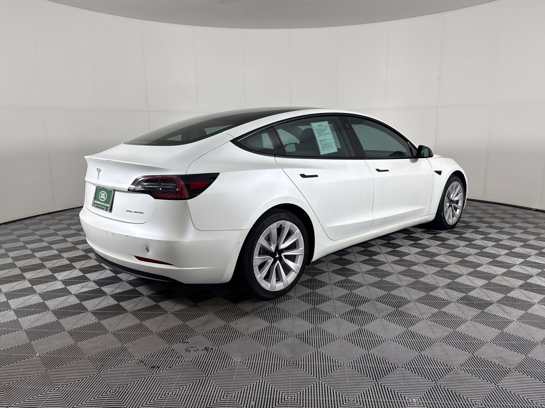 Used 2021 Tesla Model 3 Long Range AWD/4WD image 9
