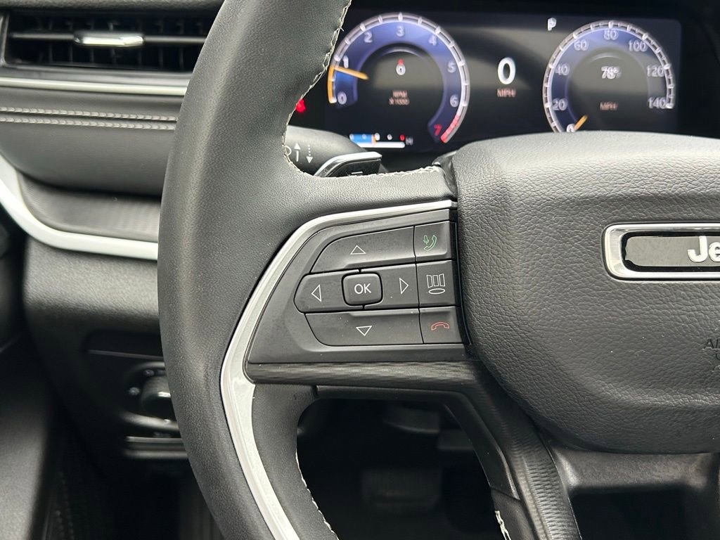 Certified 2024 Jeep Grand Cherokee Altitude image 46
