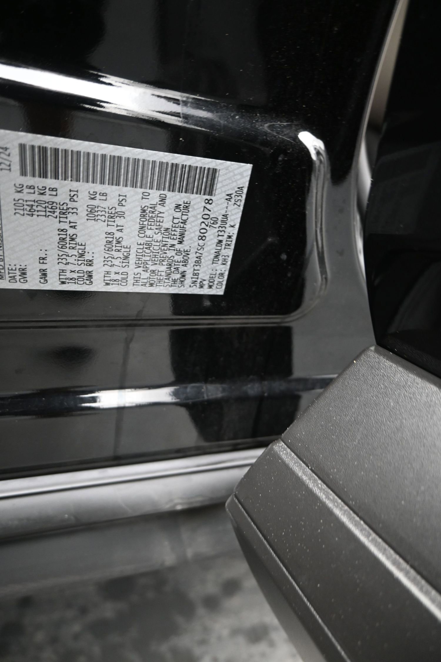 Used 2025 Nissan Rogue SV image 17