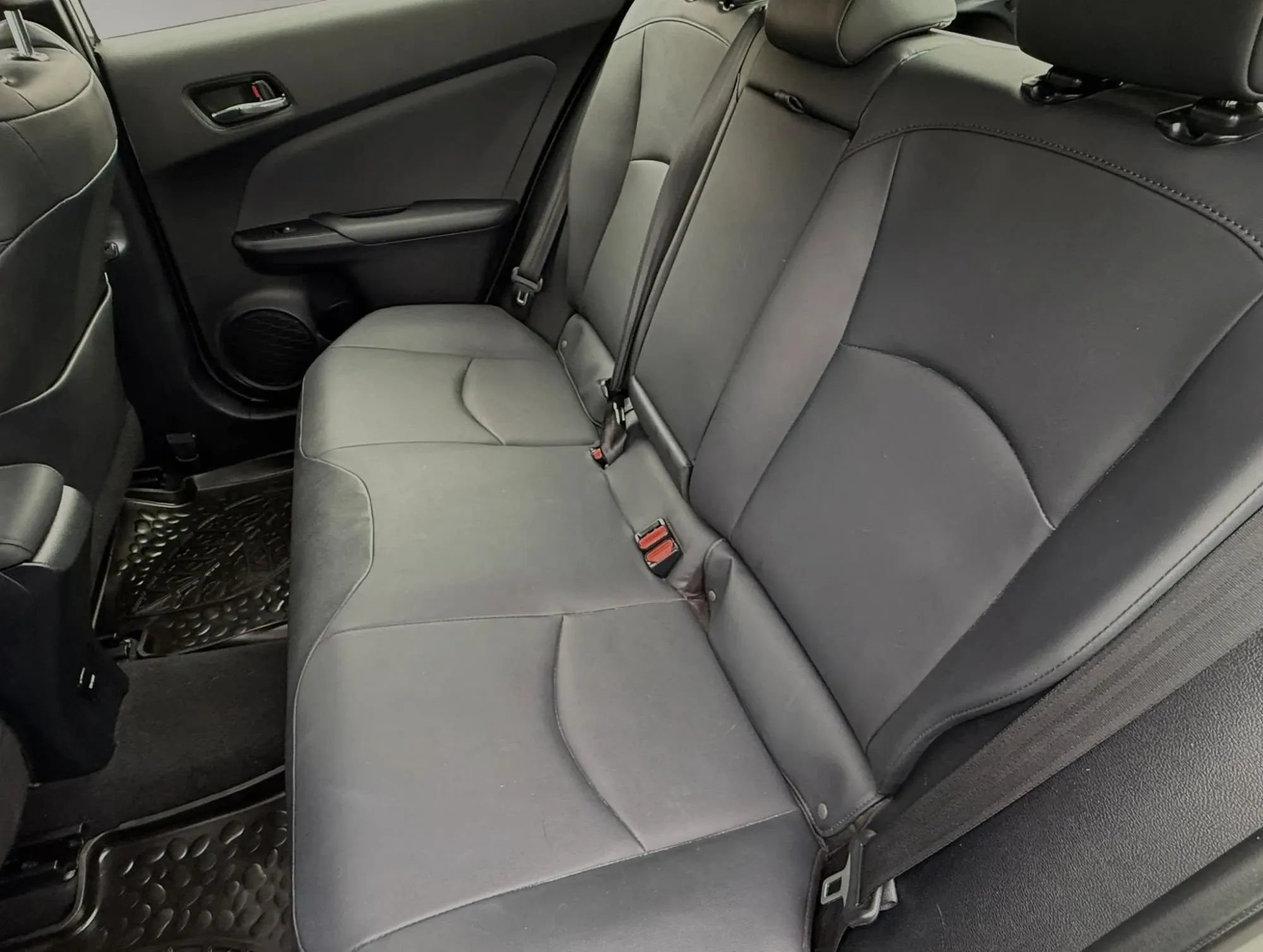 Used 2016 Toyota Prius Four w/ Protection Package FWD image 24