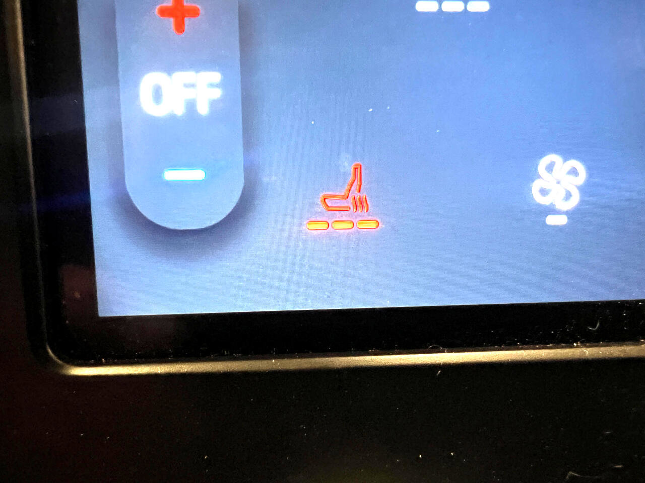 Used 2024 Ford Edge SEL image 45