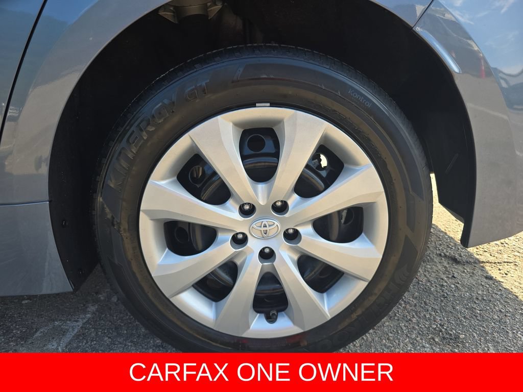 Used 2022 Toyota Corolla LE FWD image 33