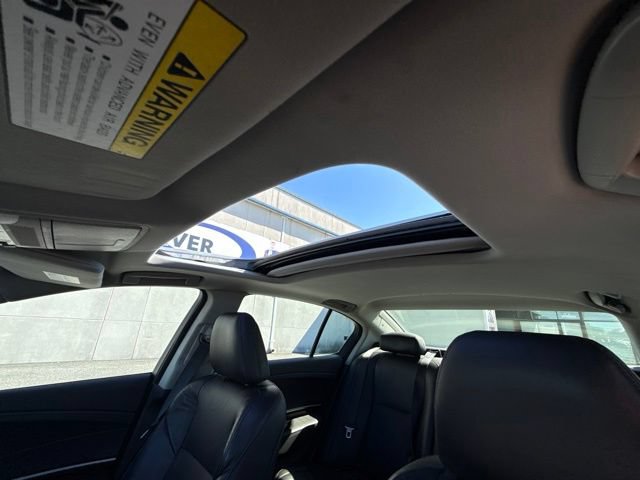 Used 2017 Acura RLX w/ Technology Package FWD image 16