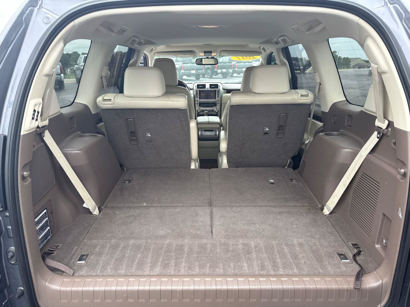 Used 2017 Lexus GX 460 Luxury w/ Preferred Accessory Package AWD/4WD image 10
