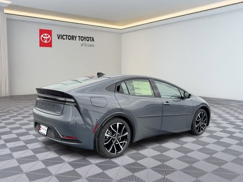 New 2026 Toyota Prius XSE Premium image 3