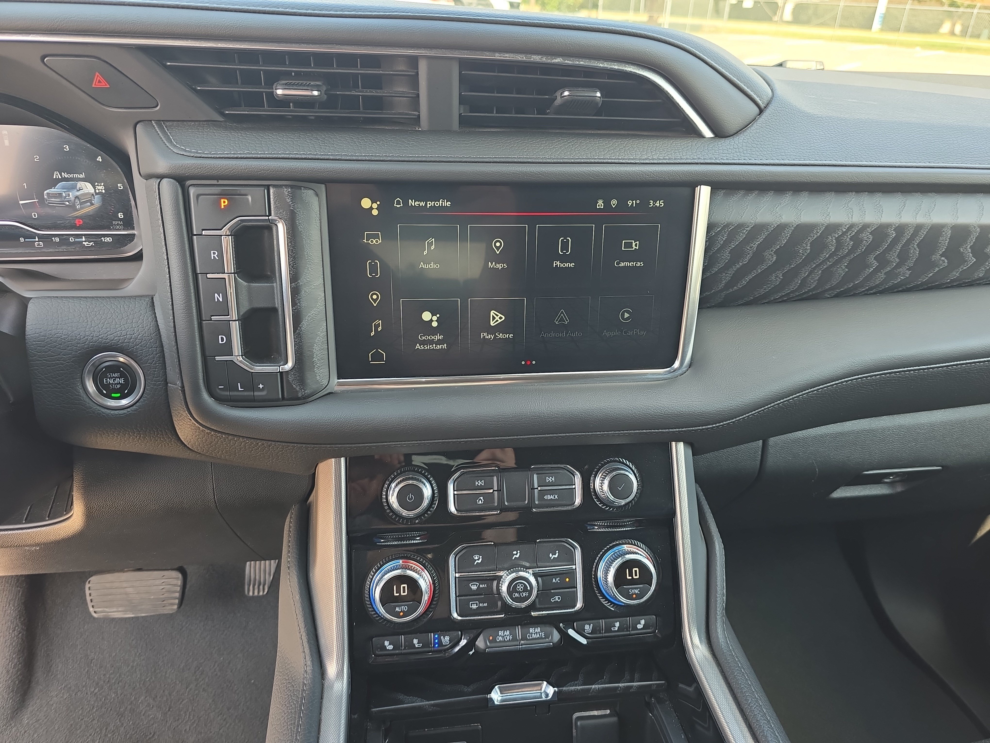Used 2024 GMC Yukon Denali AWD/4WD image 21