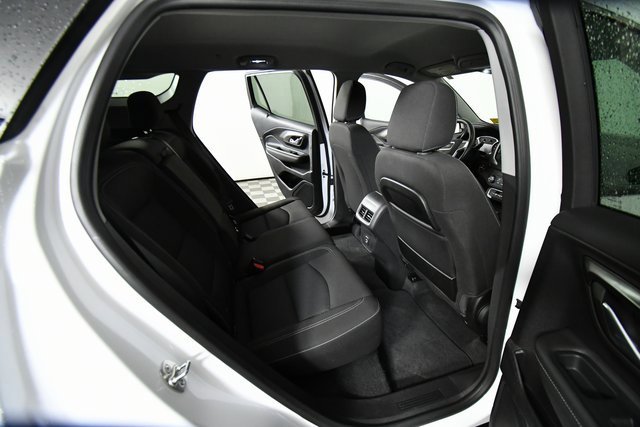 Used 2024 GMC Terrain SLE image 23