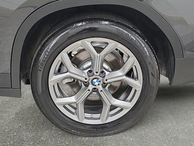 Certified 2025 BMW X4 xDrive30i image 30
