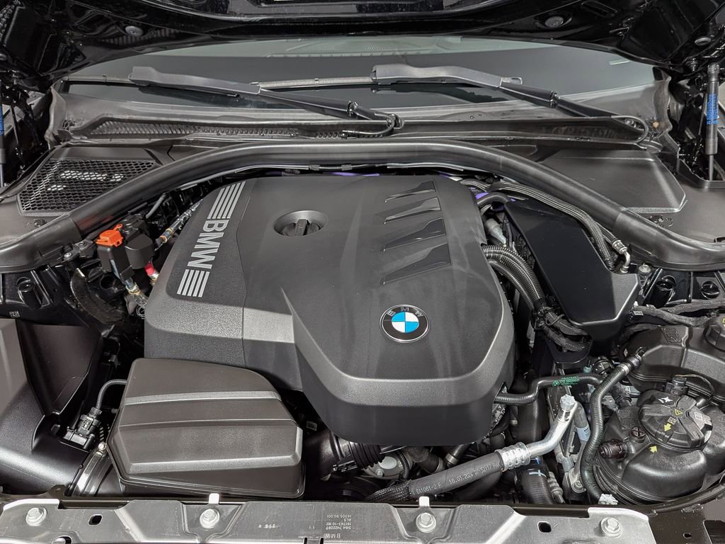 Used 2025 BMW 330i xDrive Sedan w/ M Sport Package image 42