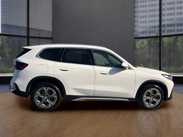 Used 2025 BMW X1 xDrive28i image 17