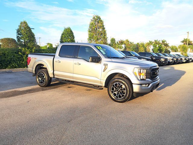Certified 2022 Ford F150 XLT w/ Equipment Group 302A High image 31