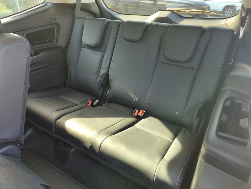 Certified 2023 Subaru Ascent Limited w/ Technology Package image 30