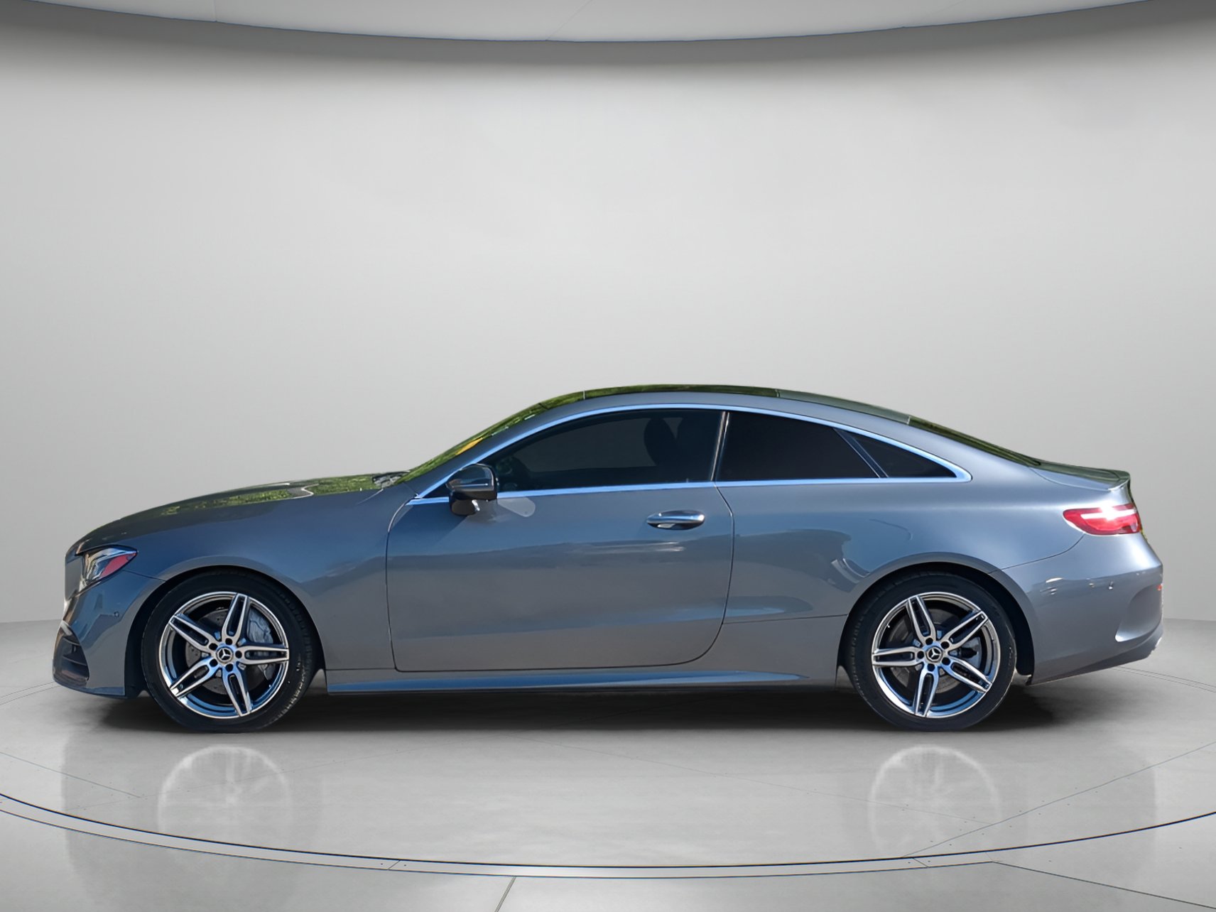 Used 2018 Mercedes-Benz E 400 Coupe image 43