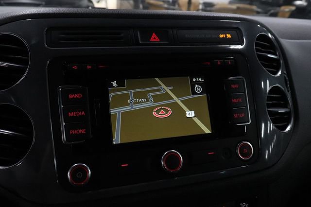 Used 2014 Volkswagen Tiguan R-Line FWD image 34