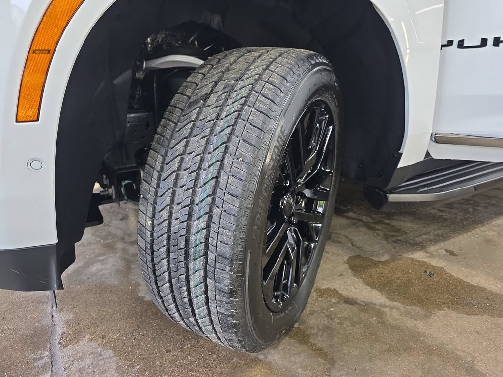 New 2026 GMC Yukon XL Elevation w/ Elevation Premium Package AWD/4WD image 36