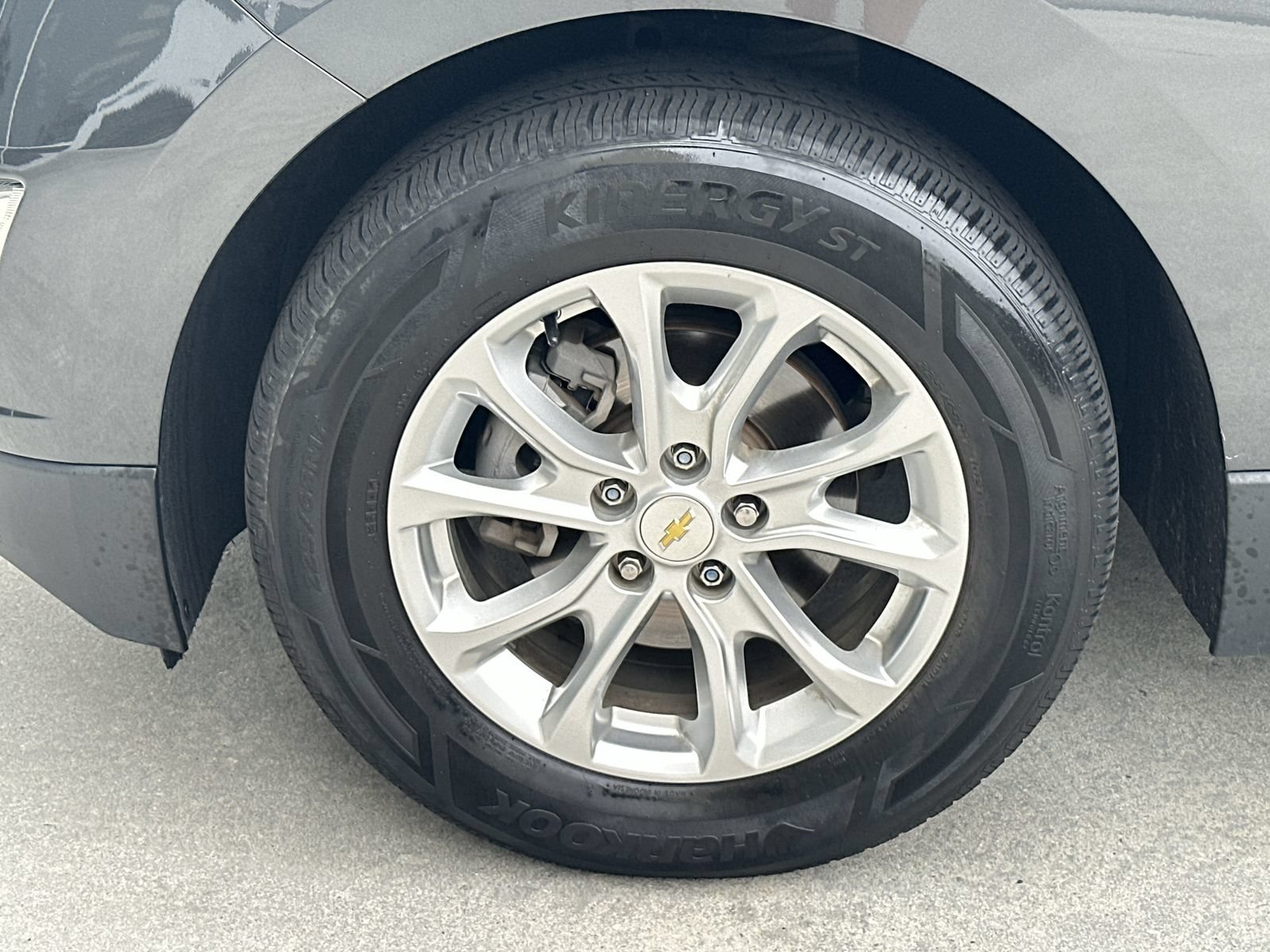 Used 2021 Chevrolet Equinox LT FWD image 13