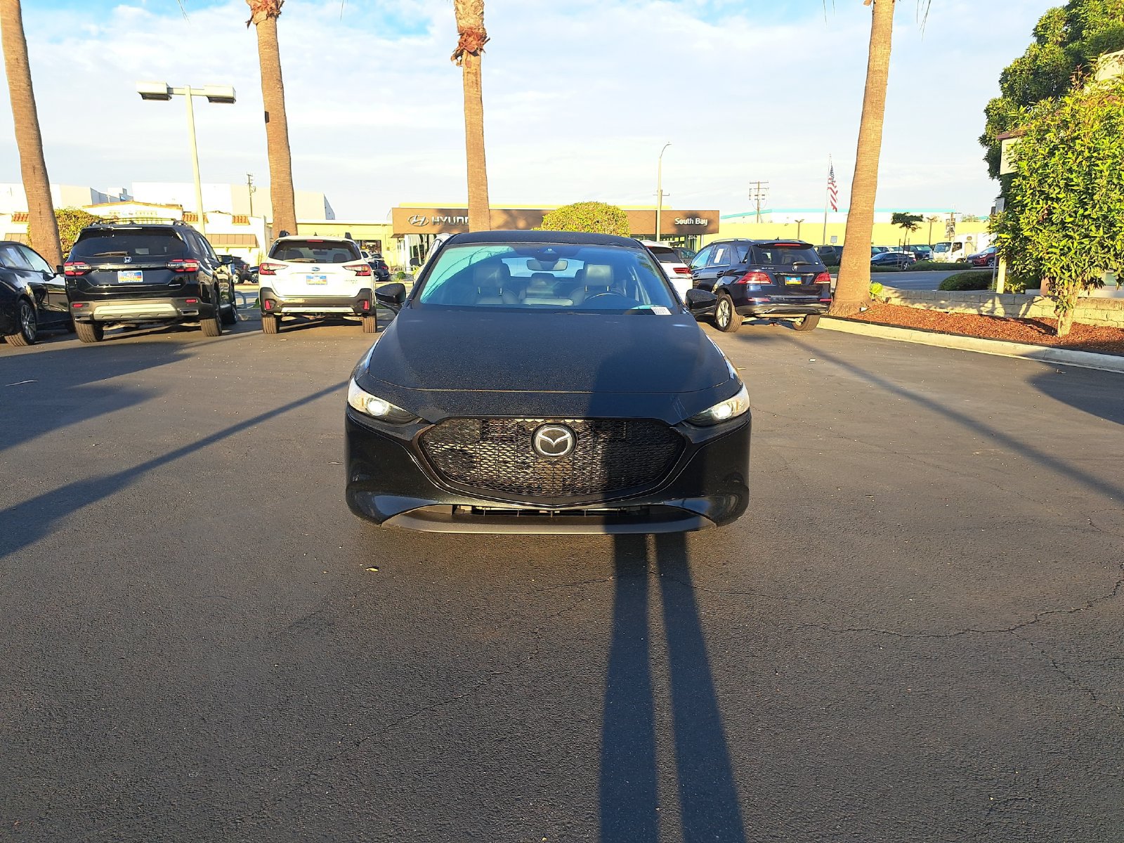 Used 2021 MAZDA MAZDA3 s FWD image 2