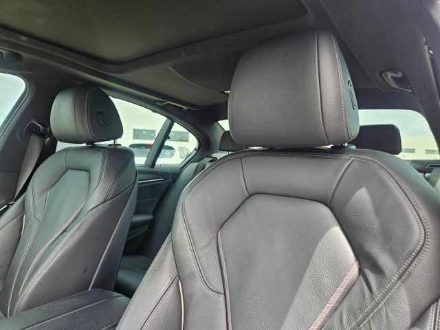 Used 2021 BMW 540i w/ M Sport Package RWD image 12