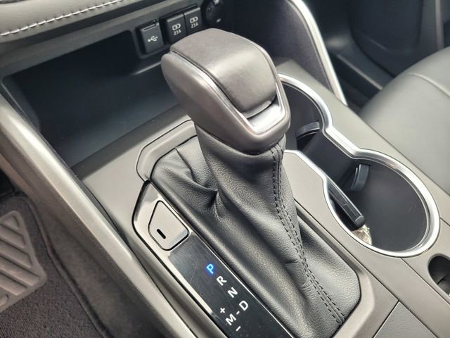 Used 2021 Toyota Highlander XLE image 18