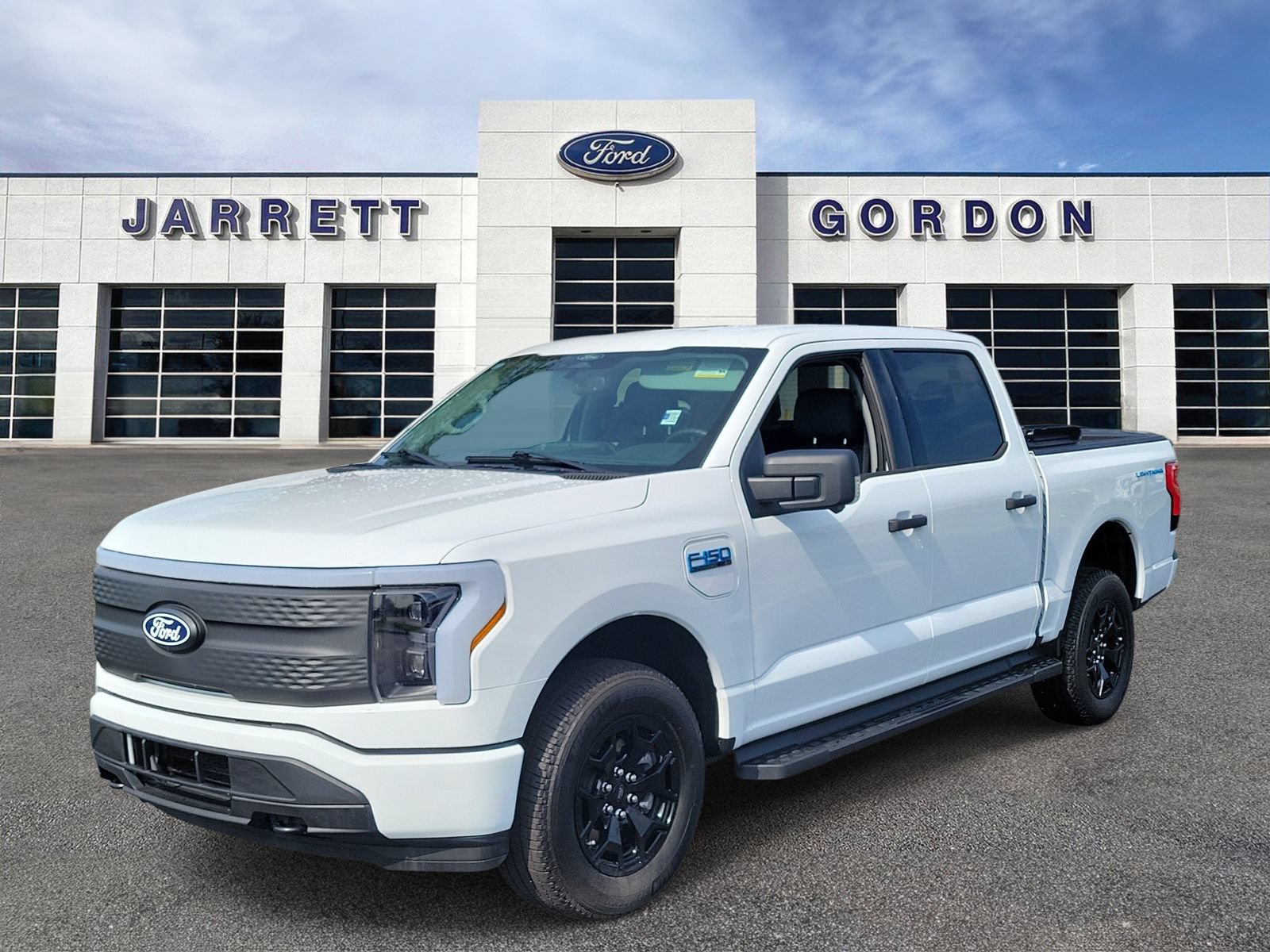 Certified 2025 Ford F150 Lightning XLT AWD/4WD image 2