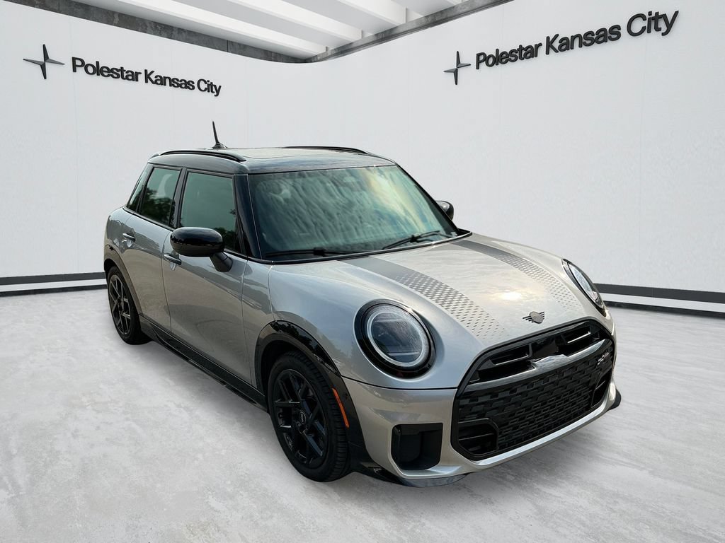 Used 2025 MINI Cooper S FWD image 1