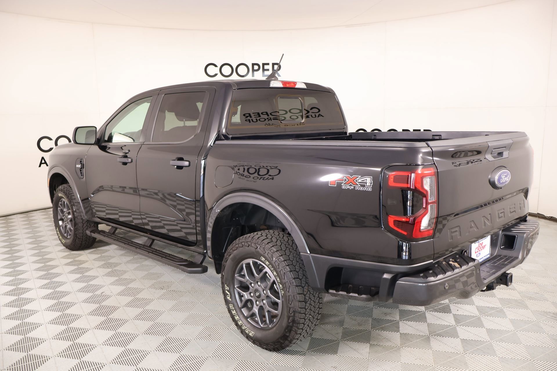 Used 2024 Ford Ranger XLT w/ FX4 Off-Road Package AWD/4WD image 22