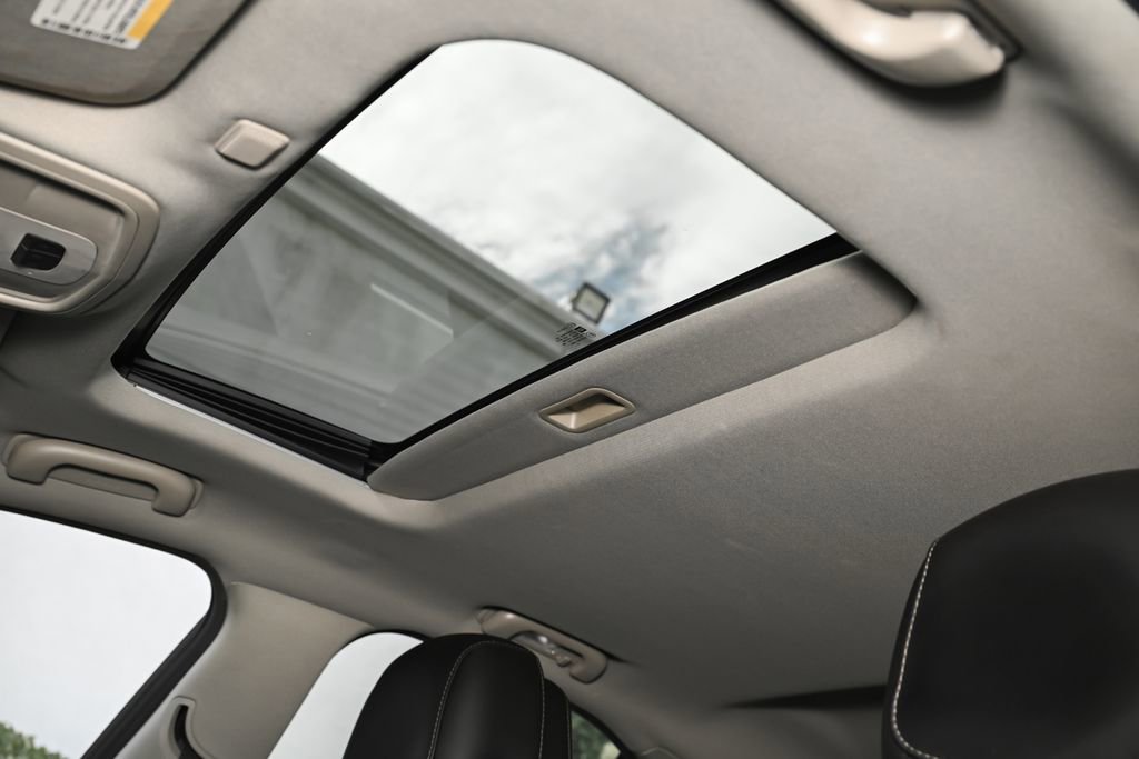 Used 2014 Cadillac ATS Luxury w/ Driver Awareness Package image 26