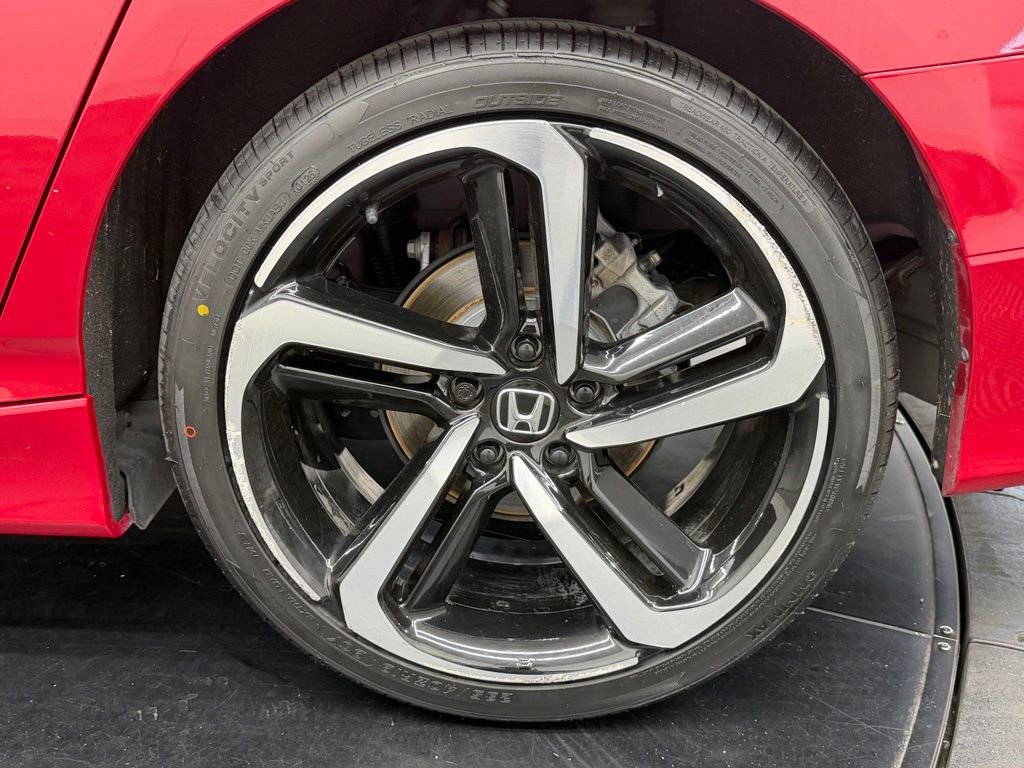 Used 2019 Honda Accord Sport image 16