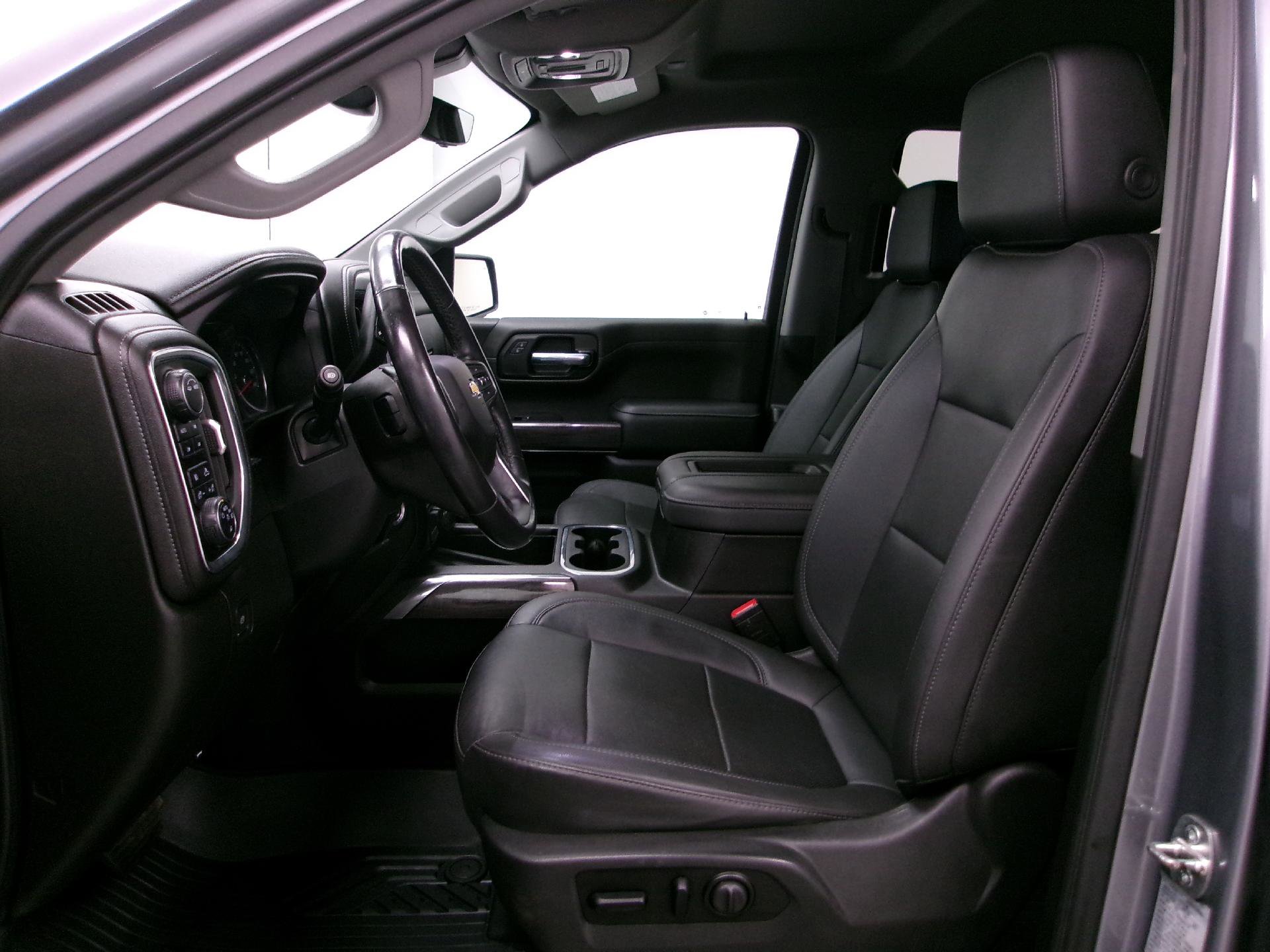 Certified 2021 Chevrolet Silverado 1500 LTZ w/ Technology Package AWD/4WD image 9