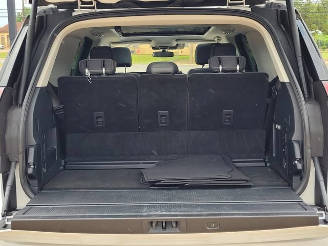 Used 2025 Ford Expedition Active RWD image 9