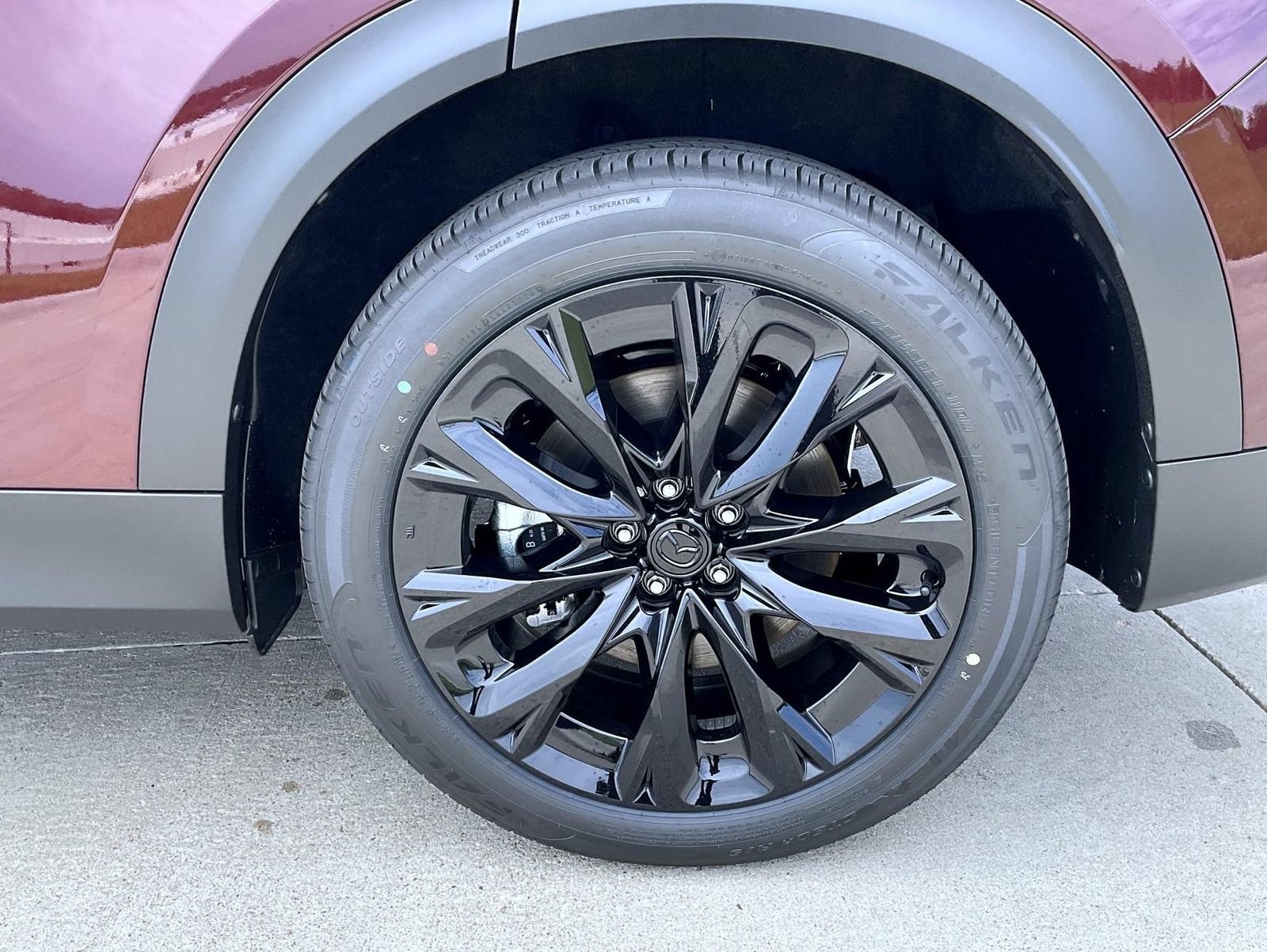 New 2026 MAZDA CX-90 Plug-In Hybrid w/Premium Sport AWD/4WD image 25