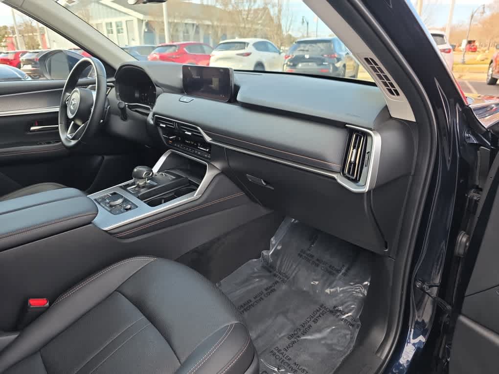 Used 2024 MAZDA CX-90 Plug-In Hybrid w/ Preferred AWD/4WD image 21